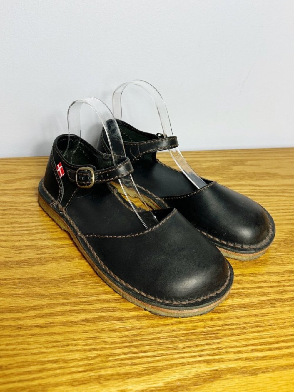 Duckfeet Mols Mary Jane Shoes Black Leather Crepe Sole EU 40 US 9-9.5